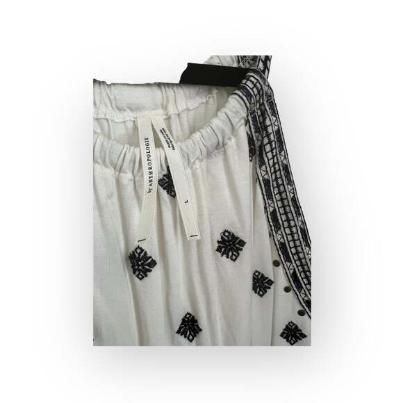 Nwot Anthropologie top - Picture 3 of 7